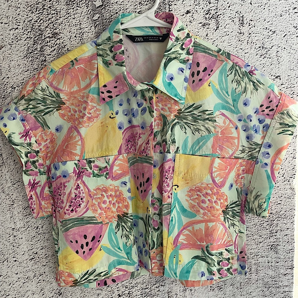 Zara Cropped Button Up Top NWT